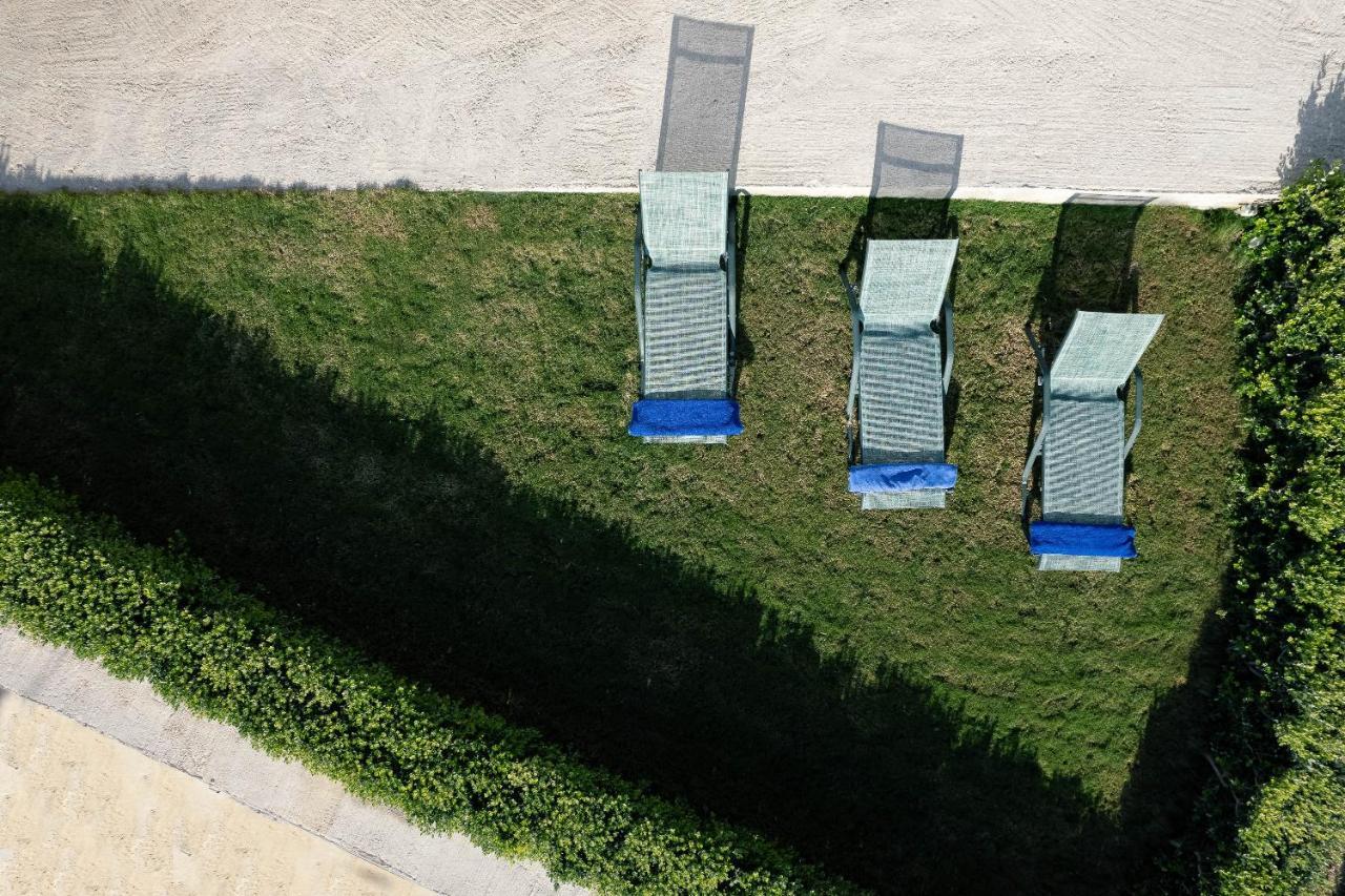 Annaview Apartments & Suites Плакиас Экстерьер фото
