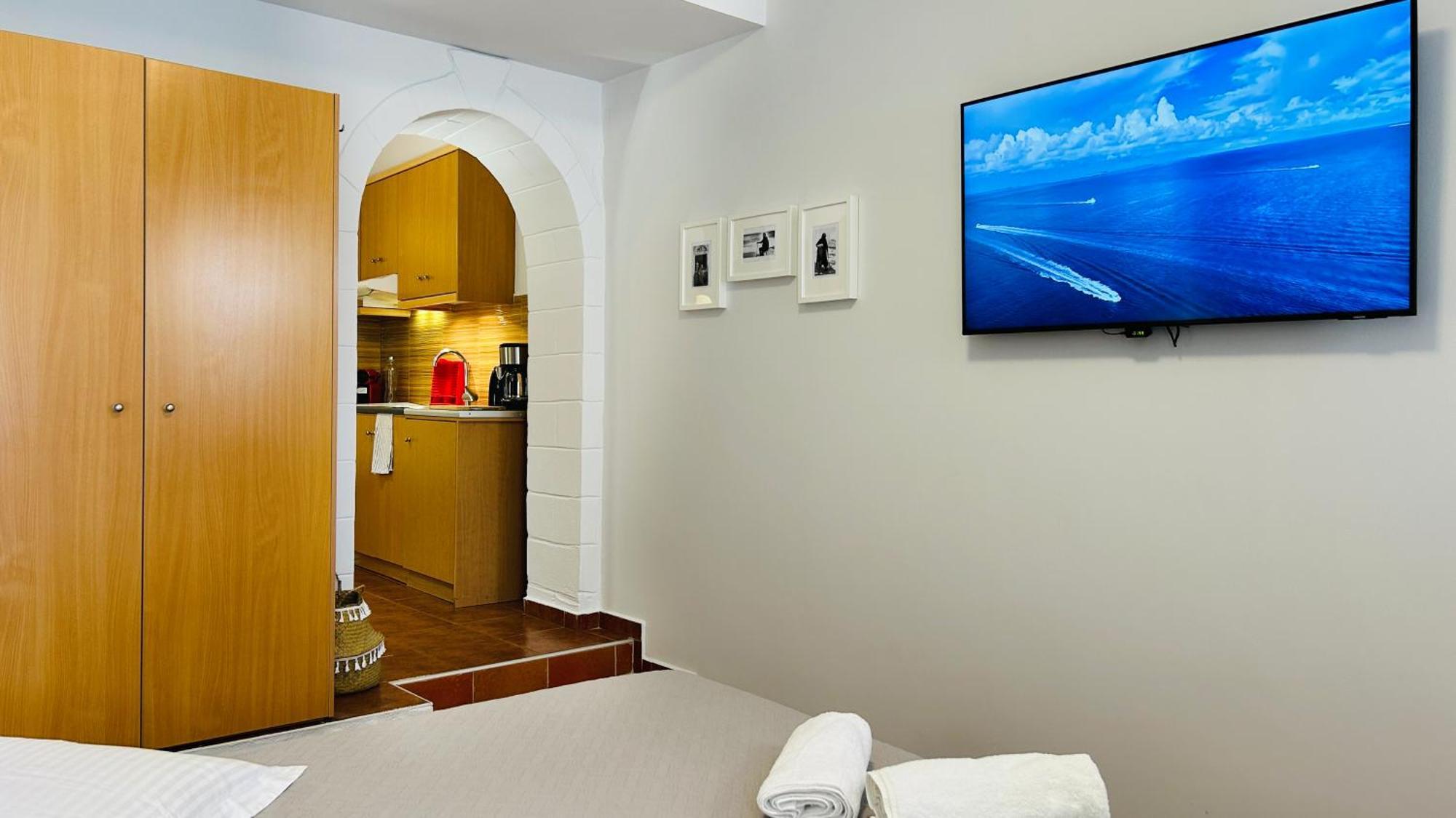 Annaview Apartments & Suites Плакиас Номер фото